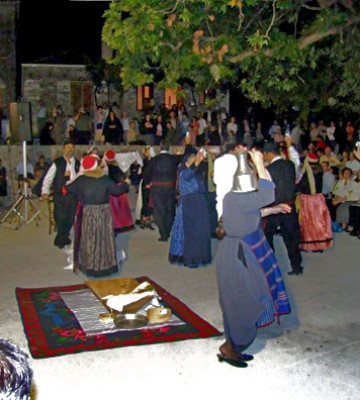 Το χορευτικό του Δήμου Σοχού Θεσσαλονίκης στο 2ο Φεστιβάλ Χορωδιών Παραδοσιακού Τραγουδιού